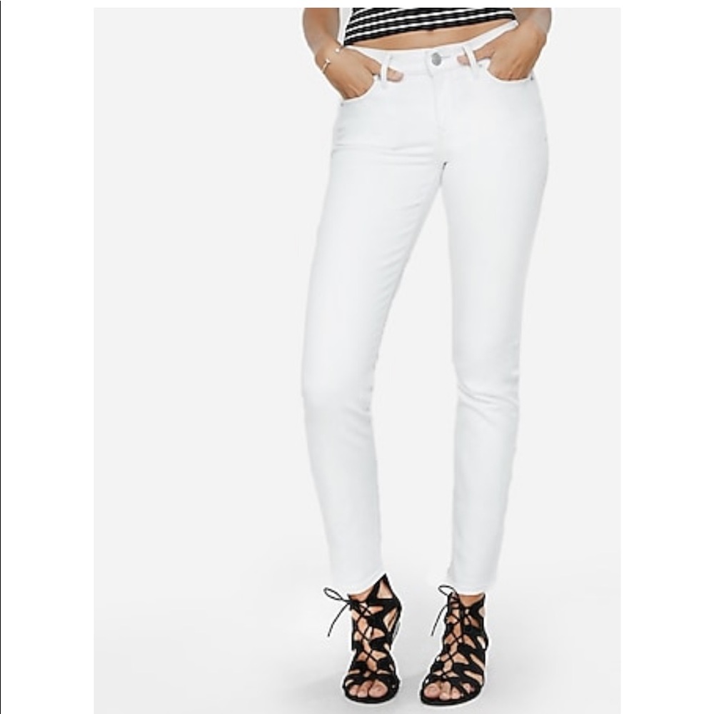 NWOT! Express Skinny Jeans, Midrise, Size 8 Long